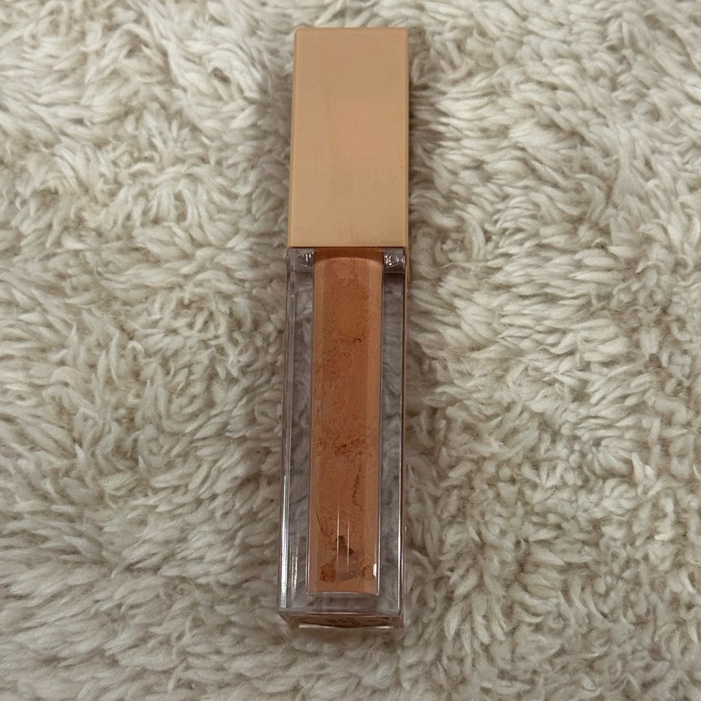 kkw beauty nude 1 lip gloss